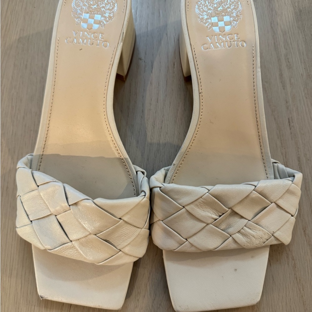 Vince Camuto off white slides with small heel size 8.5